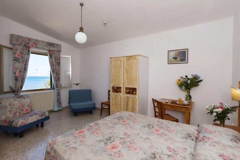 Hotel Villa Ambra Орбетелло Экстерьер фото