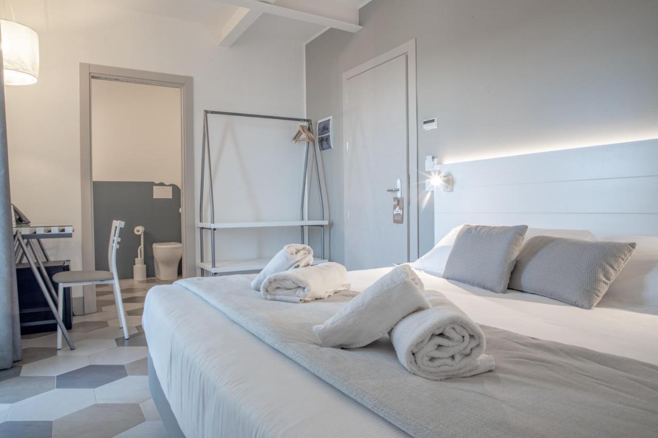 Hotel Villa Ambra Орбетелло Экстерьер фото