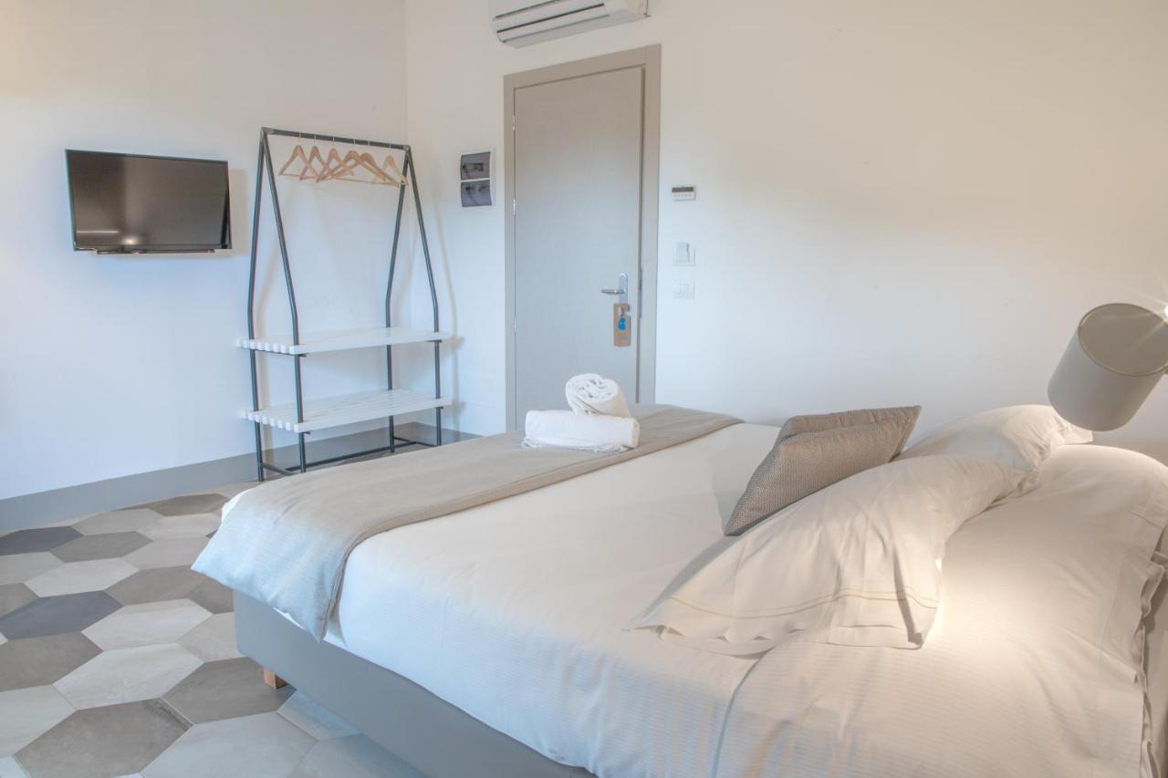 Hotel Villa Ambra Орбетелло Экстерьер фото